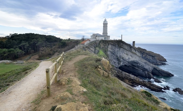 Centro de Arte Faro de Cabo Mayor