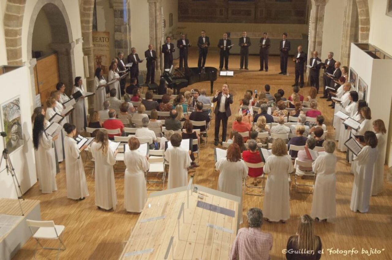 El Coro Lírico ofrerá el recital 'Canciones de amor, de agua y de mar', en el C.E.A.R de Vela