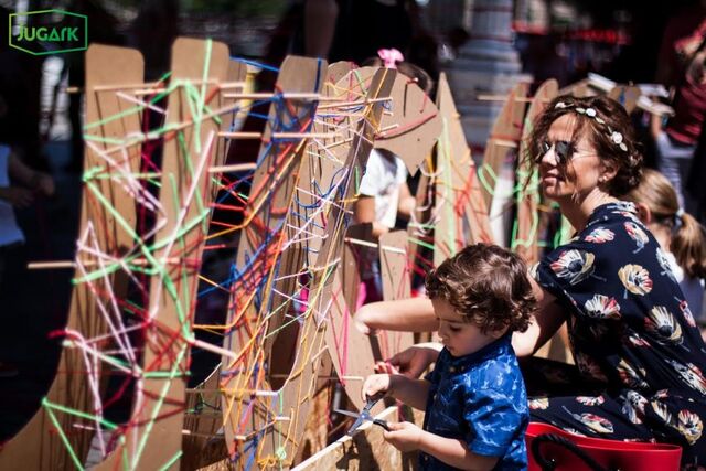 La Plaza de Pombo se transformará en una zona de creación y juegos para familias gracias al proyecto Jugark