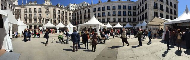 Más de 2.000 personas participan en las actividades de la Feria del Libro