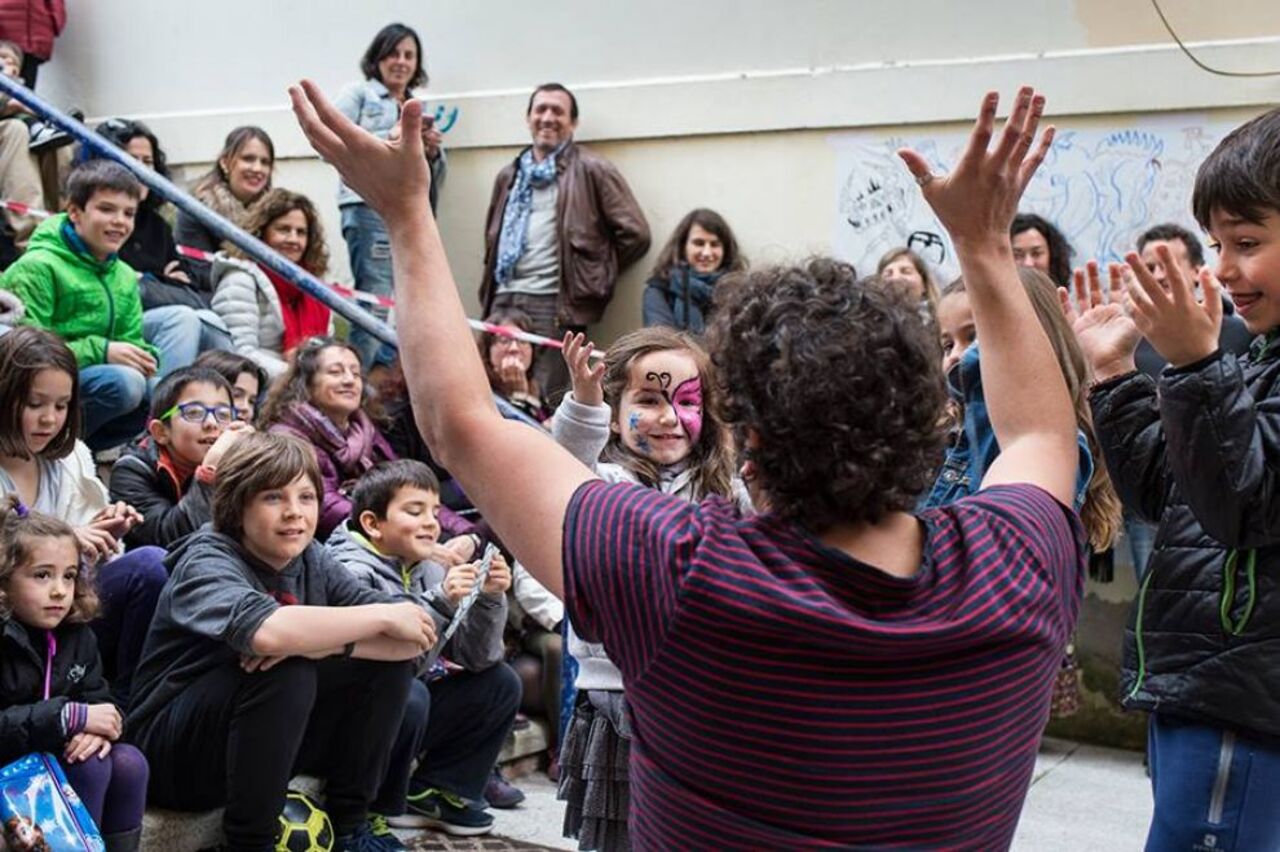 El Solsticio de Verano trae a la calle Del Sol música, literatura y artes escénicas 