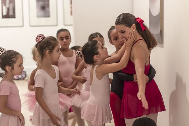 Una muestra de danza clausura en Pronillo el Campus de Integración Artístico para niños del Centro Autorizado Armengou