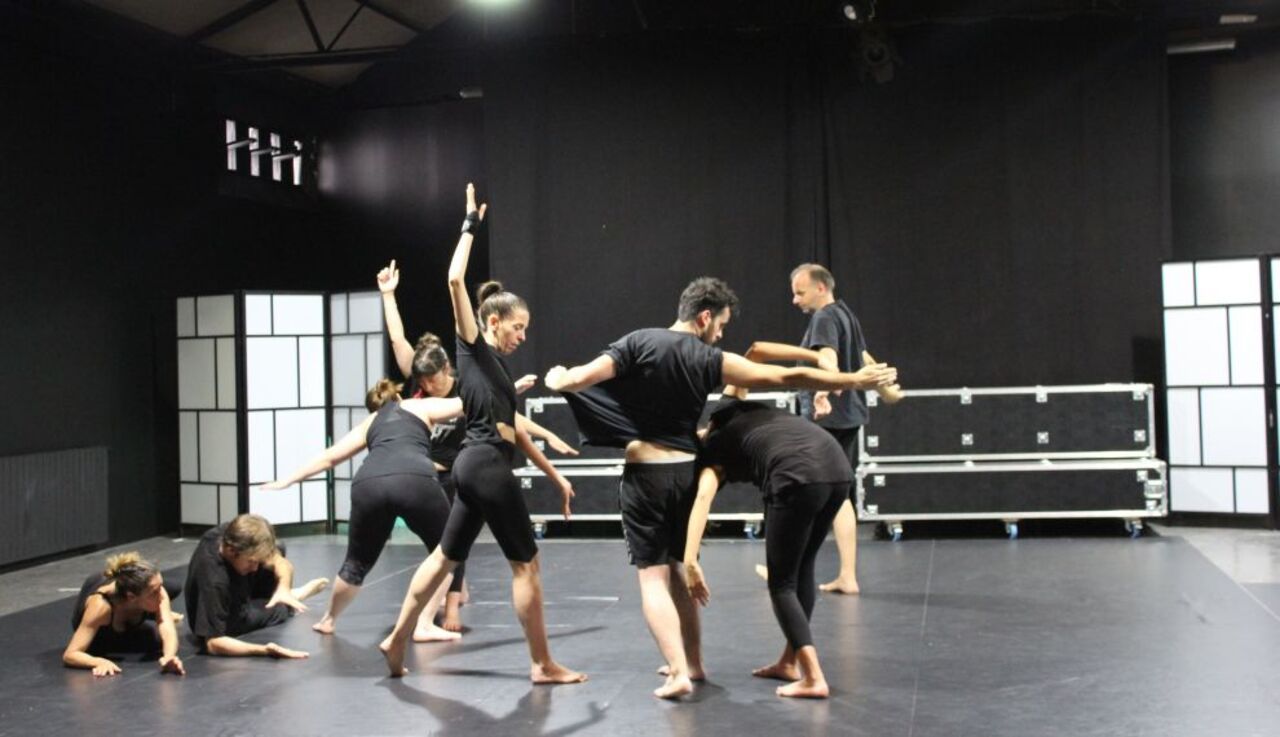 El teatro físico y la composición, ejes de un laboratorio escénico que profundiza en la novela de Aldous Huxley, "Un mundo feliz"